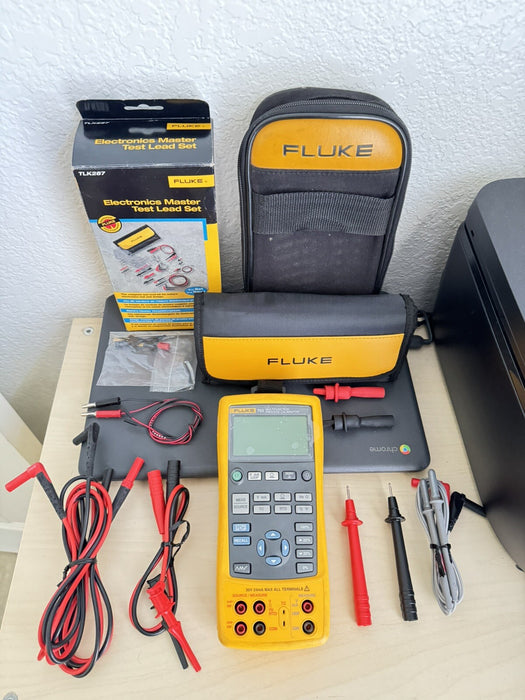 FLUKE 725 MULTIFUNCTION PROCESS CALIBRATOR W / NEW TLK287 LEAD KIT - FREE SHIPS