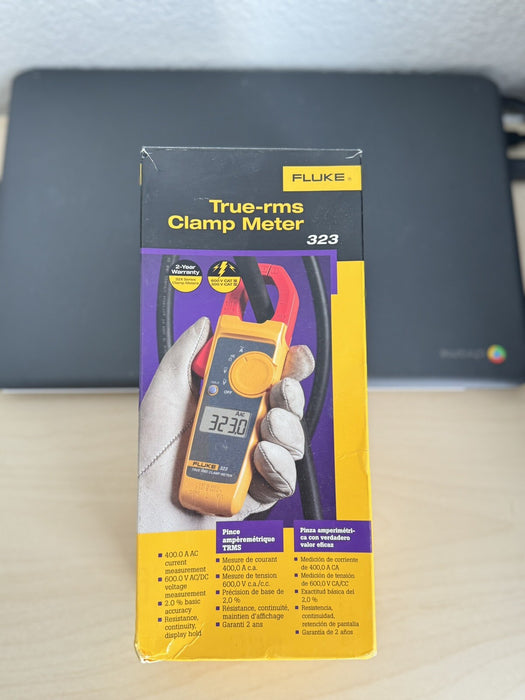 Fluke - 323 - True RMS Clamp Meter - W/ Leads and Case - Tested - NEW