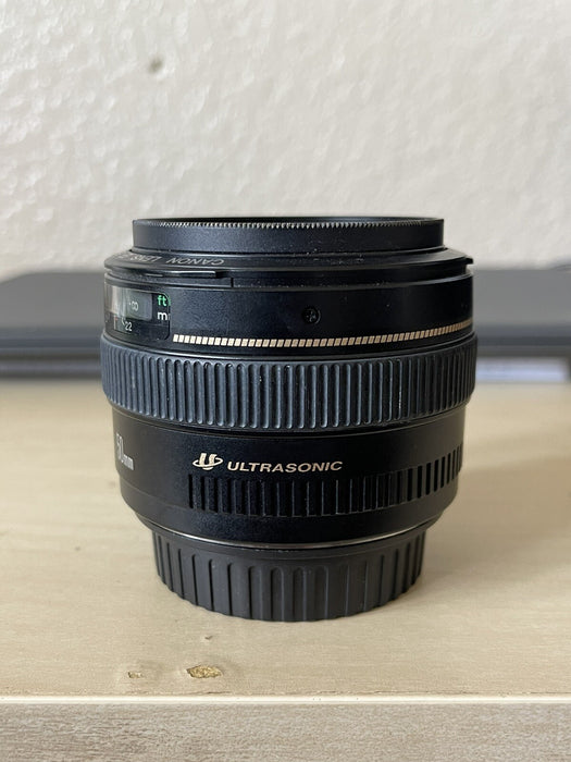 Canon 50mm f/1.4 EF Mount Lens