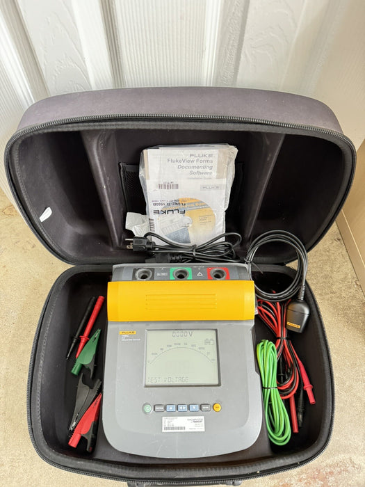 FLUKE 1550C 5KV INSULATION TESTER W CASE & LEADS /CALIBRATED 2024 -FREE SHIPPING
