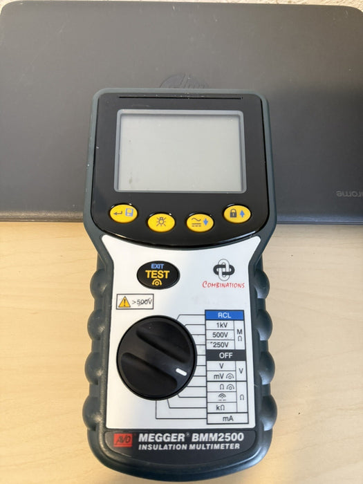 MEGGER INSULATION MULTIMETER BMM2500 (FOR PARTS ONLY) DOESN’T WORK