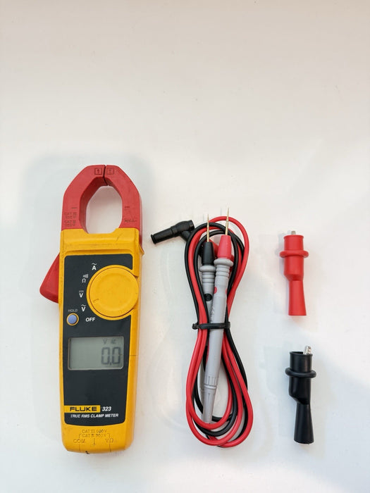FLUKE 323 TRUE RMS CLAMP METER W/ LEADS - SHIPS FAST (TESTED)