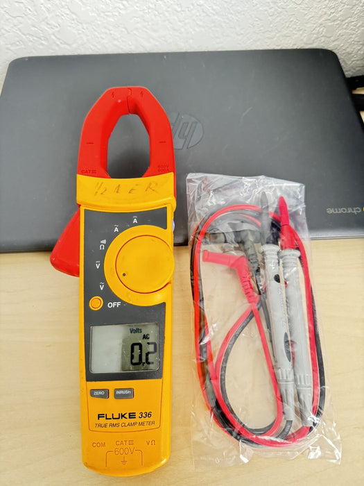 FLUKE 336 TRUE RMS CLAMP METER W/ LEAD SET - SHIPS FAST (TESTED)