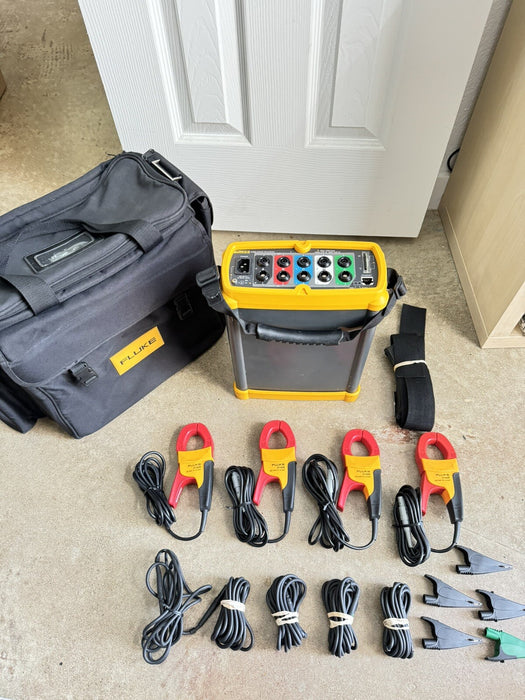 FLUKE 1750 3-PHASE POWER QUALITY RECORDER W / 4 3140R AC CLAMPS/FREE SHIPPING