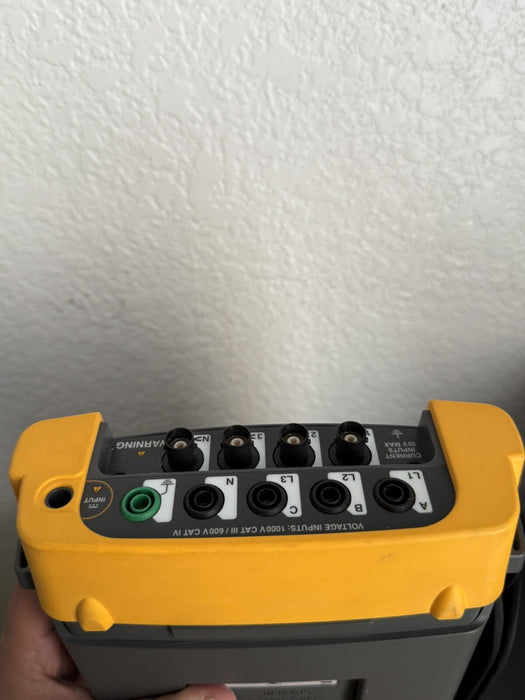 FLUKE 435 THREE PHASE POWER QUALITY ANAYZER W/ACCESSORIES-SHIPS FAST