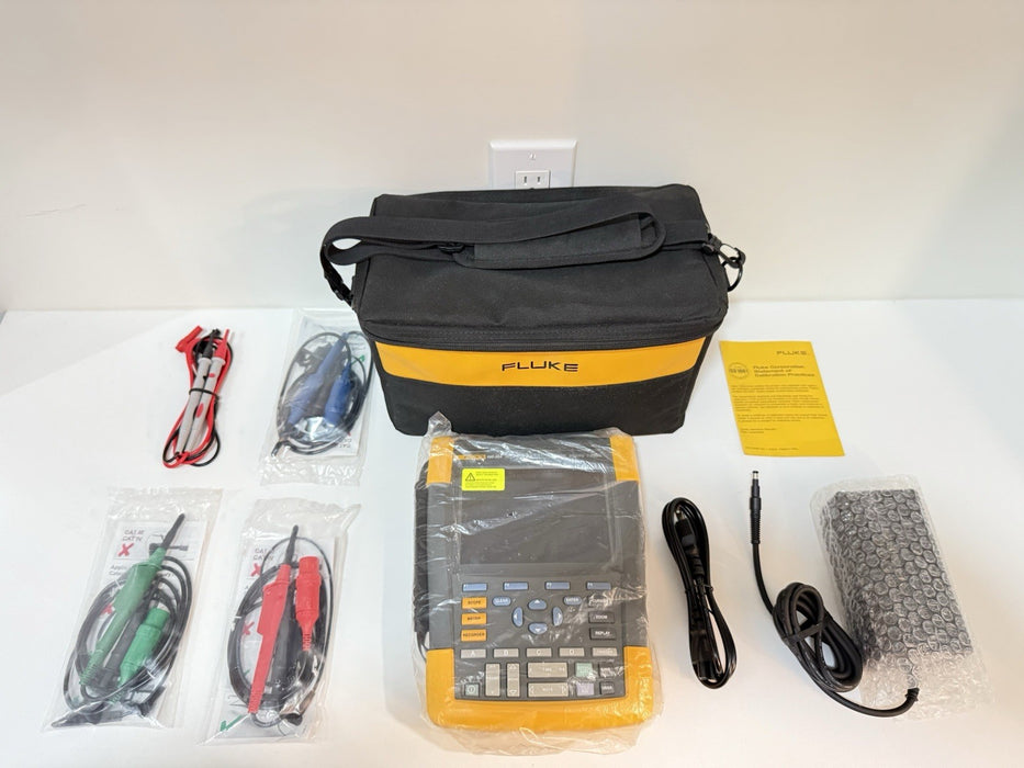 FLUKE 190-204 SCOPEMETER 4CH 200MHZ 2.5GS/S (NEW SEALED) SHIPS FAST - TESTED