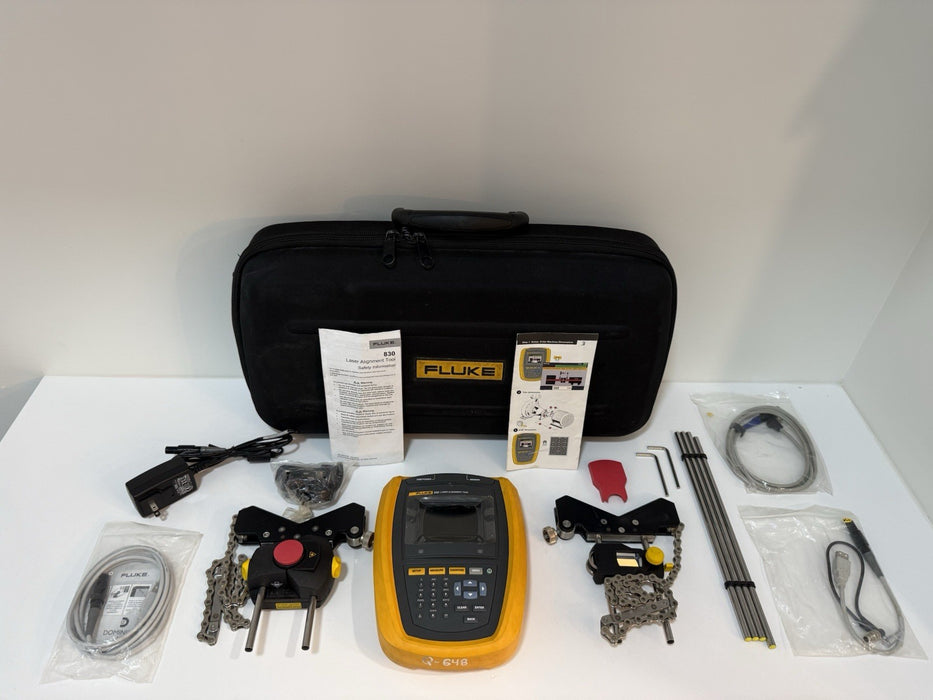 FLUKE 830 LASER ALIGNMENT TOOL W/ ACCESSORIES (TESTED) FREE SHIPPING -SHIPS FAST