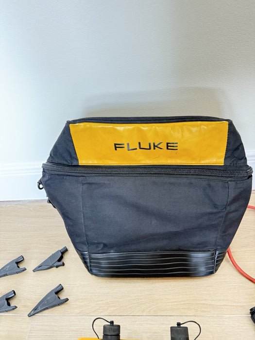 FLUKE 1735 POWER LOGGER W/ PROBES & CASE & CHARGER - FREE SHIPPING (SEE PICS)