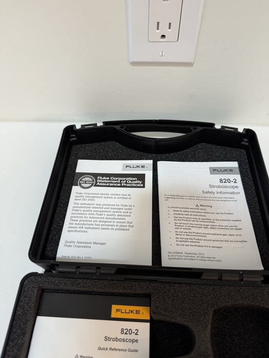 FLUKE 820-2 LED STROBOSCOPE W/ CASE & ACCESSORIES (NEW) SHIPS FREE