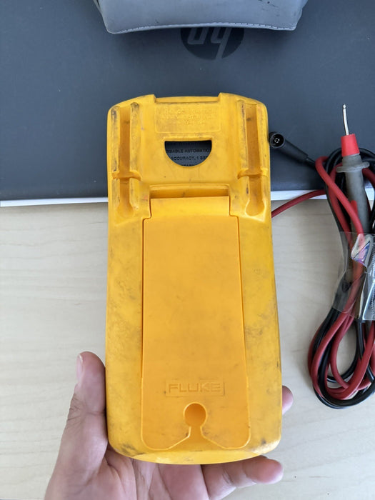 Fluke 83 III Multimeter W/ LEADS & CASE (SHIPS FAST)