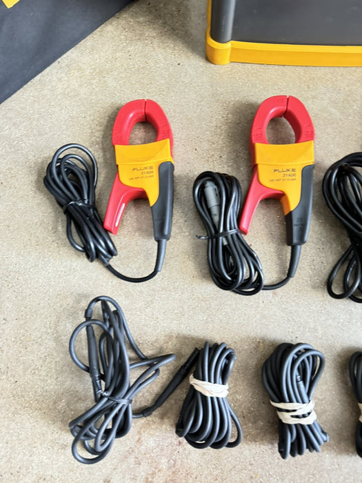 FLUKE 1750 3-PHASE POWER QUALITY RECORDER W / 4 3140R AC CLAMPS/FREE SHIPPING