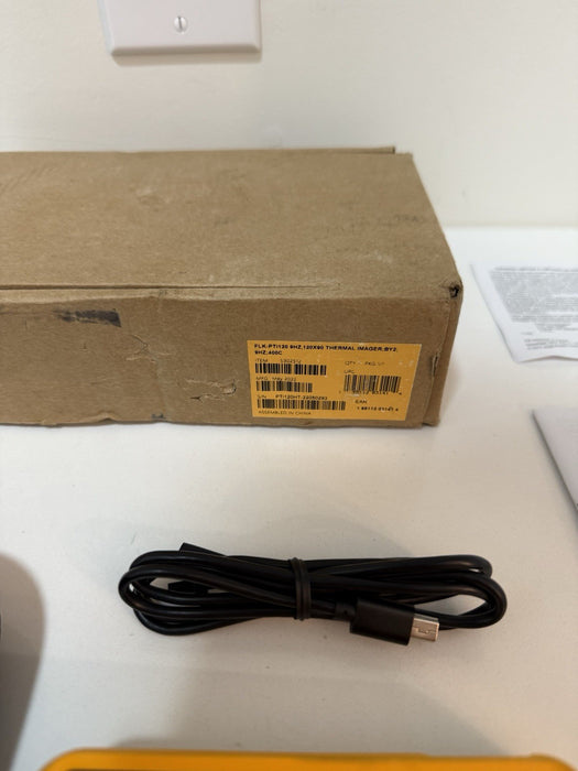 FLUKE PTi120 PORTABLE THERMAL IMAGER W/ ACCESSORIES (NEW FACTORY SEALED) NEW
