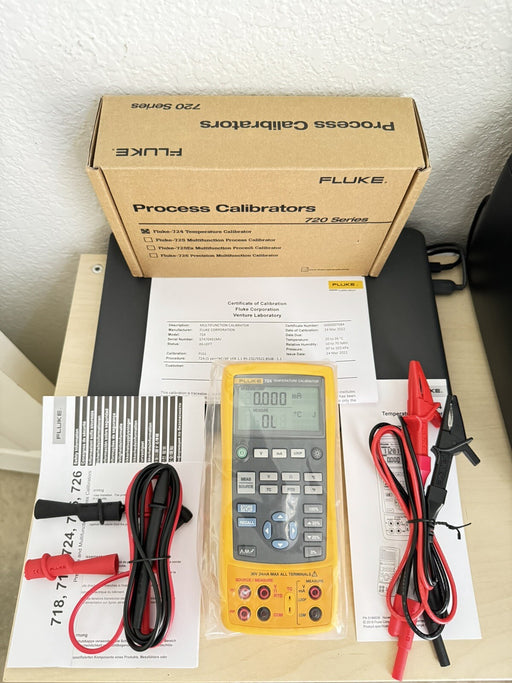 FLUKE 724 TEMPERATURE CALIBRATOR - CALIBRATED 2022 / NEW SEALED - FREE SHIPPING