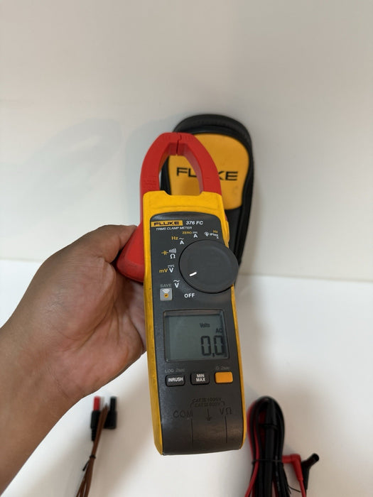 FLUKE 376FC WIRELESS TRUE RMS AC/DC CLAMP METER W/ BAG & LEADS - SHIPS FAST
