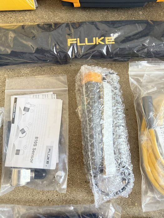 FLUKE 810 VIBRATION TESTER W /TACHOMETER & TRIAXIAL ACCELEROMETER/FREE SHIPPING