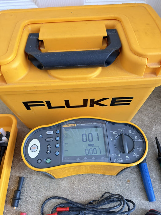 Fluke 1654B Multifunction Installation Tester W/ Accessories- FREE SHIPPING