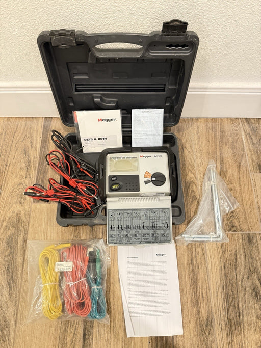MEGGER DET3TD EARTH TESTER W/ACCESSORIES & CASE (TESTED) SHIPS FAST