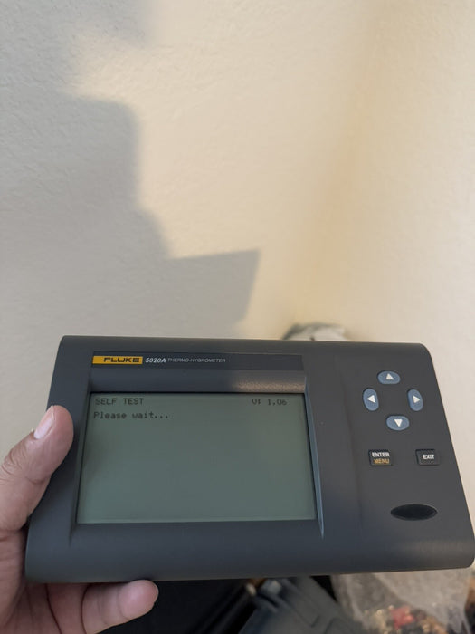 FLUKE 5020A THERMO-HYGROMETER W/BAG & ACCESSORIES- SHIPS FAST