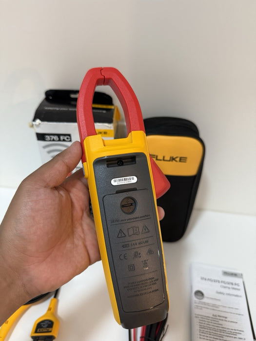 FLUKE 376FC WIRELESS TRUE RMS AC/DC CLAMP METER ( NEW FACTORY SEALED) SHIPS FAST