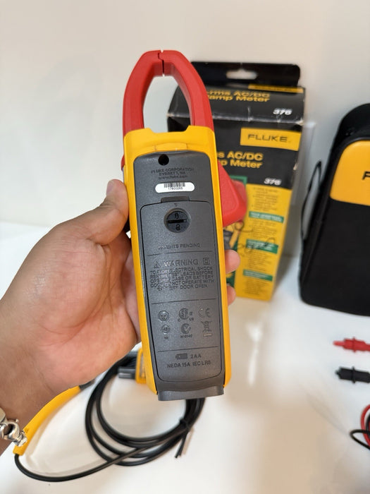 FLUKE 376 TRUE RMS AC/DC CLAMP METER (NEW SEALED) SHIPS FAST