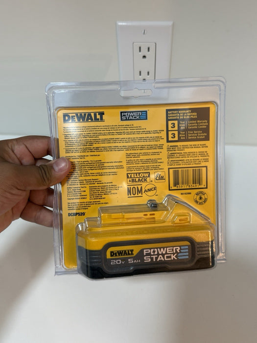 DEWALT DCBP520 20V MAX XR 5.0AH POWERSTACK COMPACT BATTERY (NEW FACTORY SEALED)