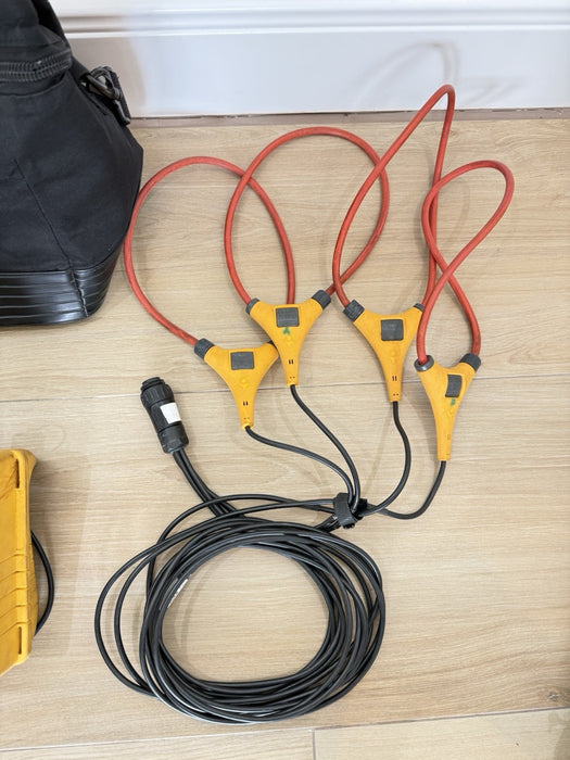 FLUKE 1735 POWER LOGGER W/ PROBES & CASE & CHARGER - FREE SHIPPING (SEE PICS)