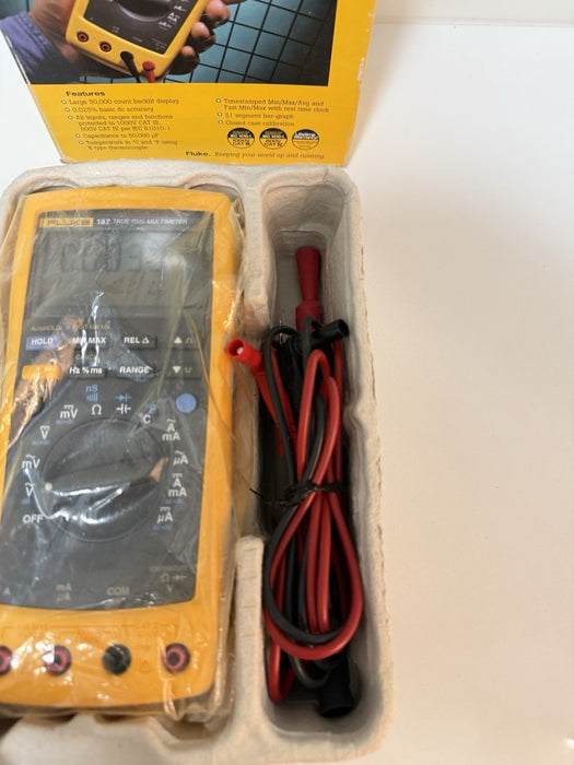 FLUKE 187 TRUE RMS MULTIMETER W/ LEADS (NEW FACTORY SEALED) FREE SHIPPING