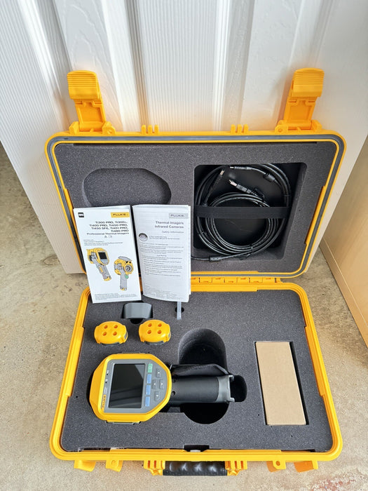 FLUKE TI480PRO IR CAMERA 60HZ, 640 X 480 , 2 BATTERIES W/ CHARGE & CASE / NEW