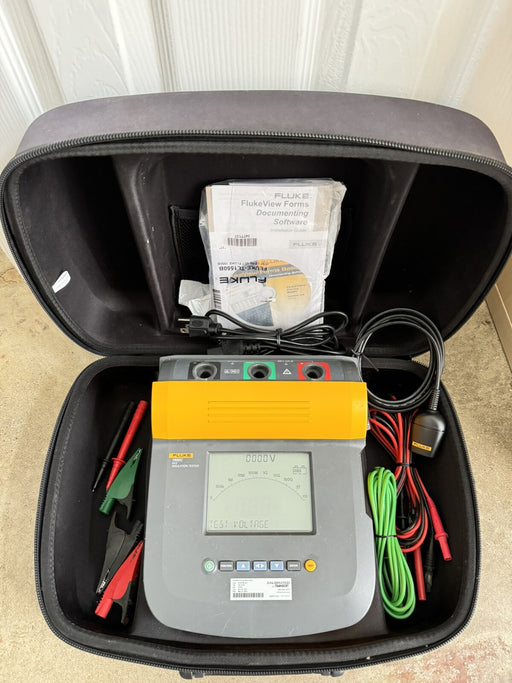 FLUKE 1550C 5KV INSULATION TESTER W CASE & LEADS /CALIBRATED 2024 -FREE SHIPPING