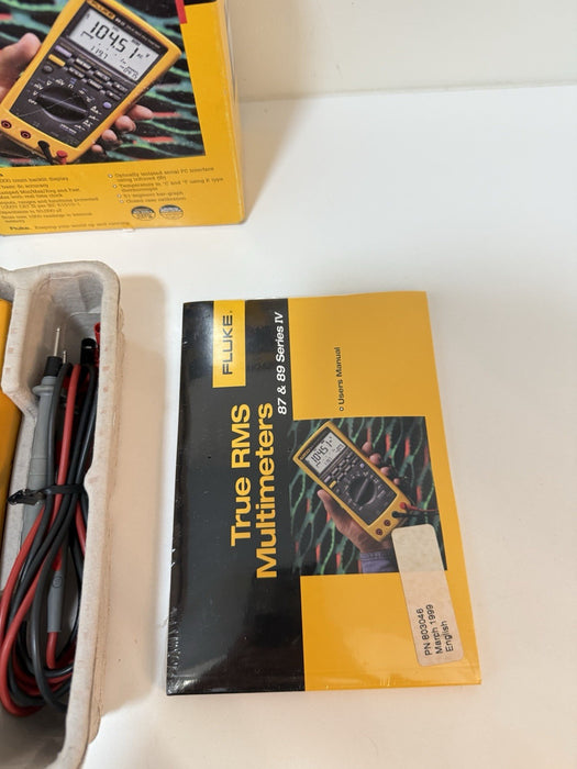 FLUKE 89 IV TRUE RMS DIGITAL MULTIMETER W / LEADS  & MANUALS - SHIPS FAST