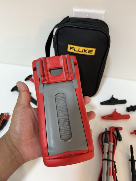 FLUKE 725EX MULTIFUNCTION PROCESS CALIBRATOR W/ ACCESSORIES (TESTED) SHIPS FAST