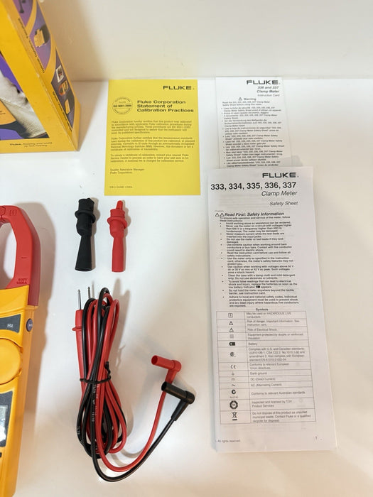 FLUKE 337 TRUE RMS CLAMP METER (NEW FACTORY SEALED) SHIPS FAST (RARE)