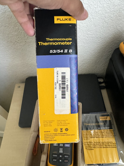 Fluke 54 II b 54-II 54II 2 Channel Thermocouple Thermometer - FREE SHIPPING