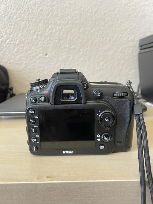 Nikon D7100 24.1 MP Digital SLR Camera Pre-owned