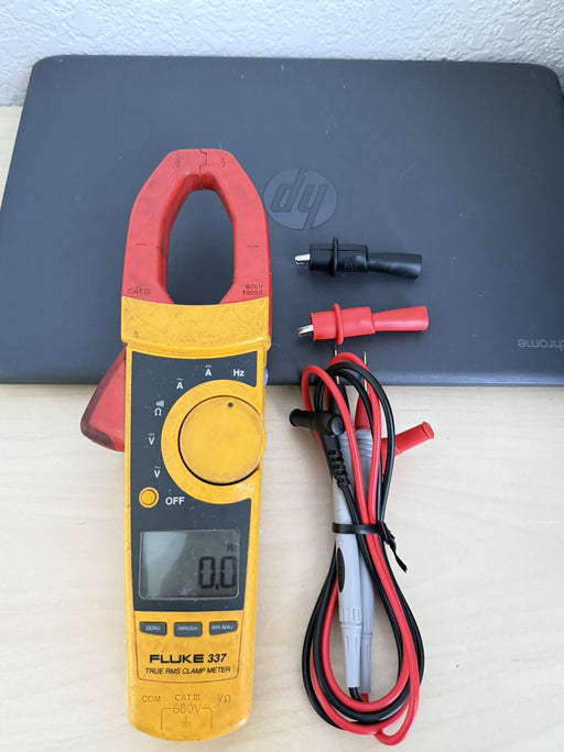 FLUKE 337 TRUE RMS AC/DC CLAMP METER W /LEADS & BAG - FREE SHIPPING