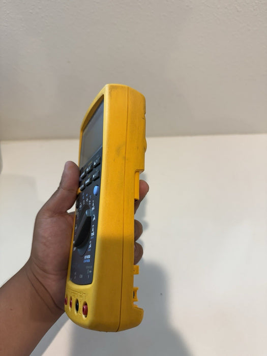 FLUKE 189 TRUE RMS MULTIMETER (PARTS ONLY)  FOR PARTS - SHIPS FAST