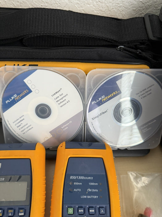 Fluke 2956 SimpliFiber Fiber Optic Test Kit 2956-4010-01 2956-4011-01