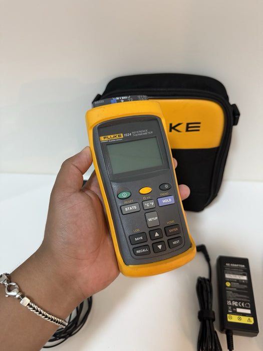 FLUKE 1524 REFERENCE THERMOMETER W/ PROBE & BAG (TESTED) FREE SHIPPING