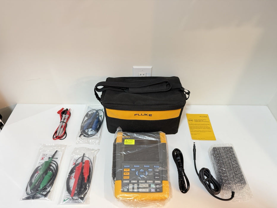 FLUKE 190-204 SCOPEMETER 4CH 200MHZ 2.5GS/S (NEW SEALED) SHIPS FAST - TESTED