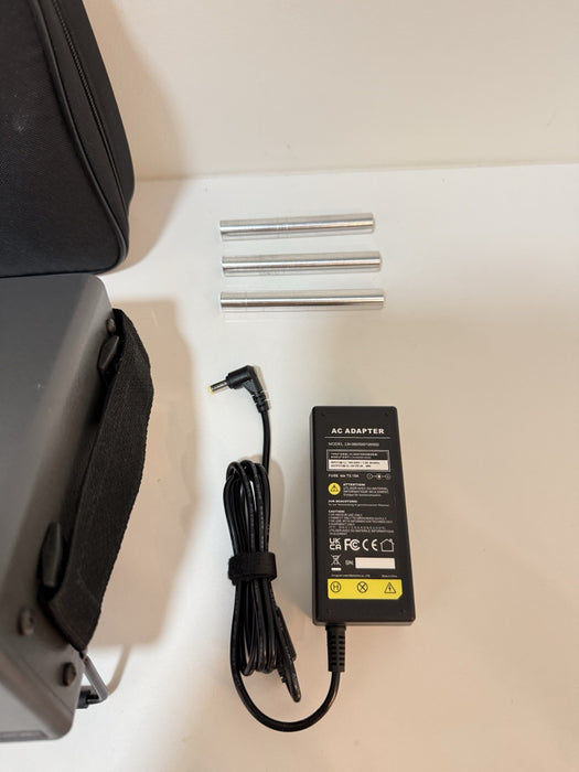 FLUKE 9102S DRY-WELL CALIBRATOR W/BAG & CHARGER - SHIPS FAST
