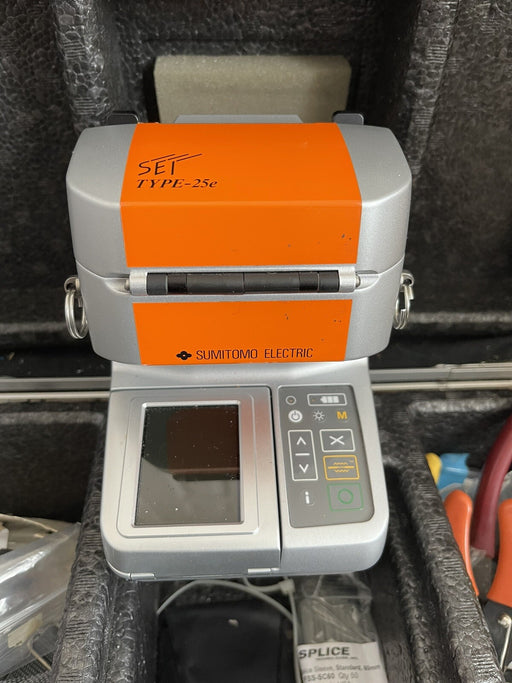 Sumitomo Type 25e fusion splicer with case and accessories