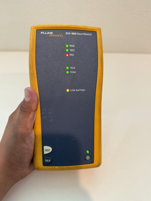FLUKE NETWORKS DTX-1800 SMART REMOTE ONLY  - TURNS ON NO BATTERY / SHIPS FAST