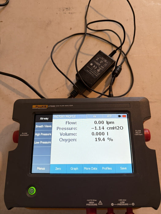 FLUKE VT650 GAS FLOW ANALYZER W/ CHARGER & BAG - & FREE SHIPPING