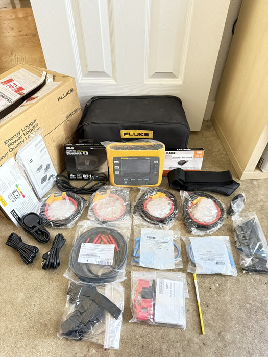 FLUKE 1738 POWER LOGGER KIT 3 PHASE W/ACCESSORIES/CALIBRATED 2026 NEW SHIPS FREE