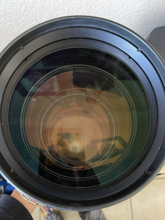 Canon EF 600mm 1:4 L Series IS USM Ultrasonic Lens ( Ships Next Day )