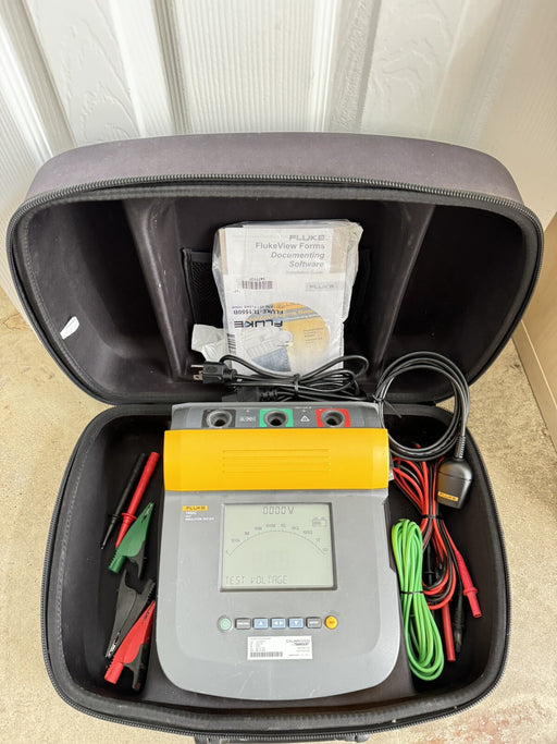 FLUKE 1550C 5KV INSULATION TESTER W CASE & LEADS /CALIBRATED 2024 -FREE SHIPPING