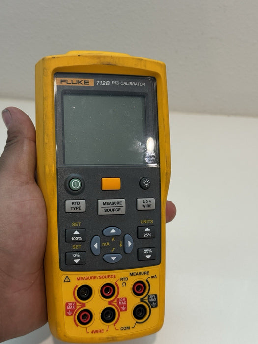 FLUKE 712B RTD CALIBRATOR  (PARTS ONLY) FOR PARTS
