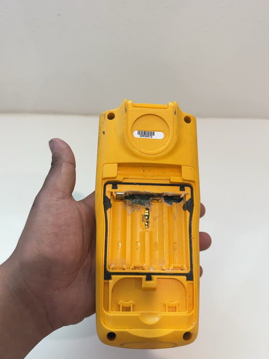 FLUKE 712B RTD CALIBRATOR  (PARTS ONLY) FOR PARTS