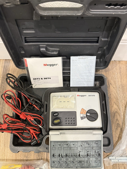 MEGGER DET3TD EARTH TESTER W/ACCESSORIES & CASE (TESTED) SHIPS FAST