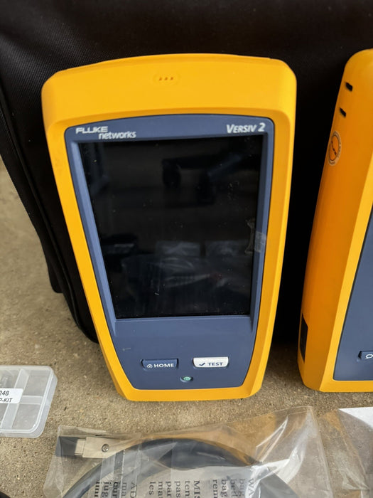 FLUKE DSX2-5000 CABLE ANALYZER KIT (CALIBRATED 2024) FREE SHIPPING / SHIPS FAST